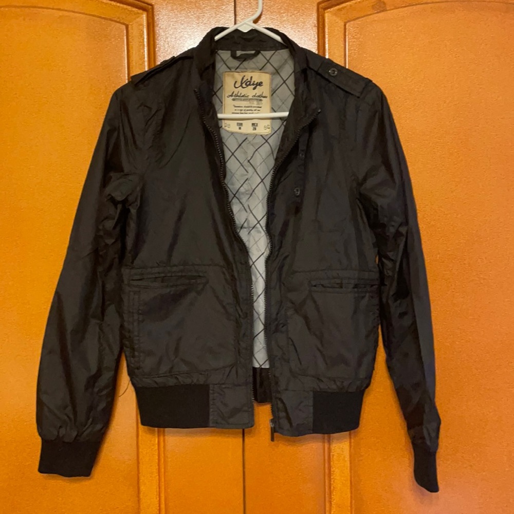 XDYE Black Bomber-Style Windbreaker (Size M)